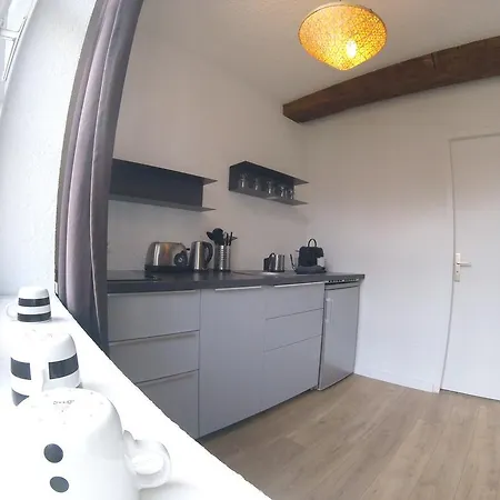 Coeur Vieux , Bienvenue Chez Nestyou, *