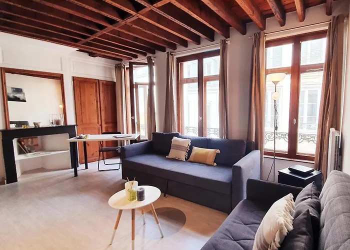 Coeur Vieux , Bienvenue Chez Nestyou, *