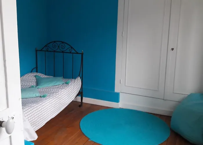 Coeur Vieux , Bienvenue Chez Nestyou, *